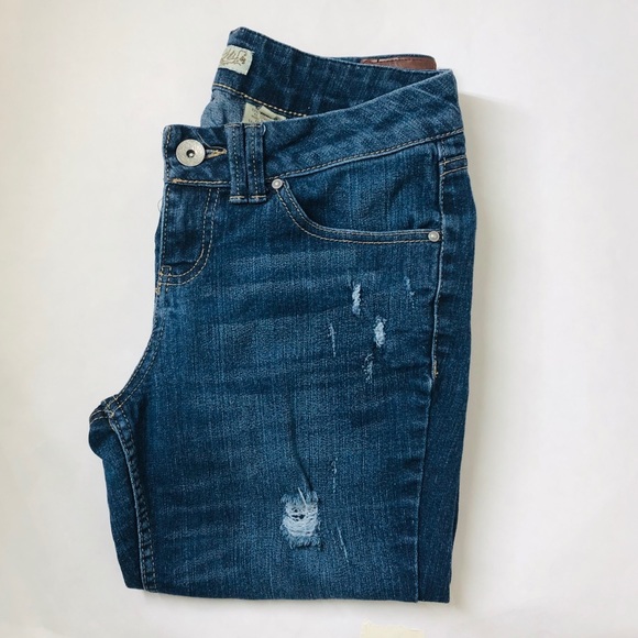 Blue Jeans Bootcut distressed shredded cotton jean - Picture 2 of 8